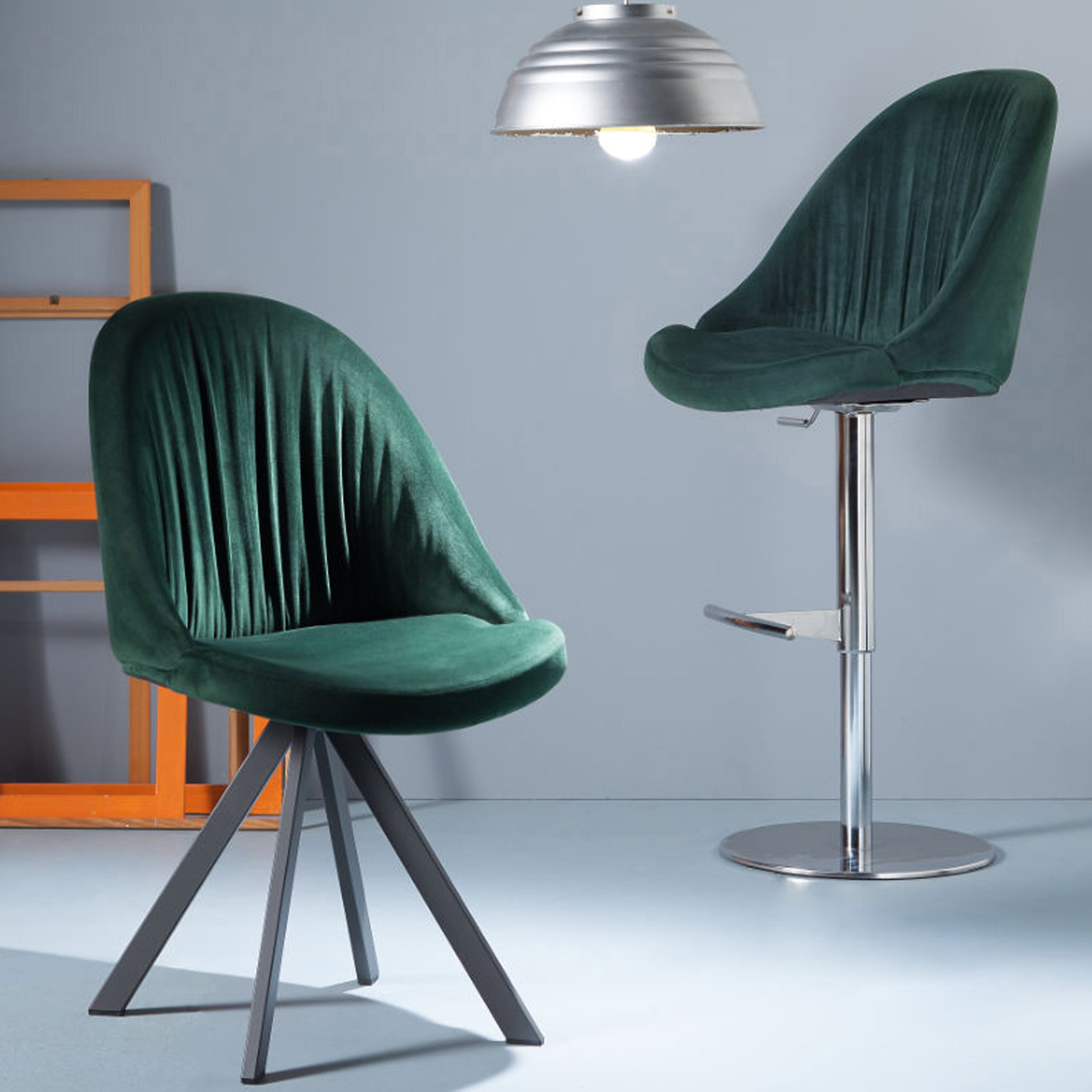 Elite Chair by Peressini