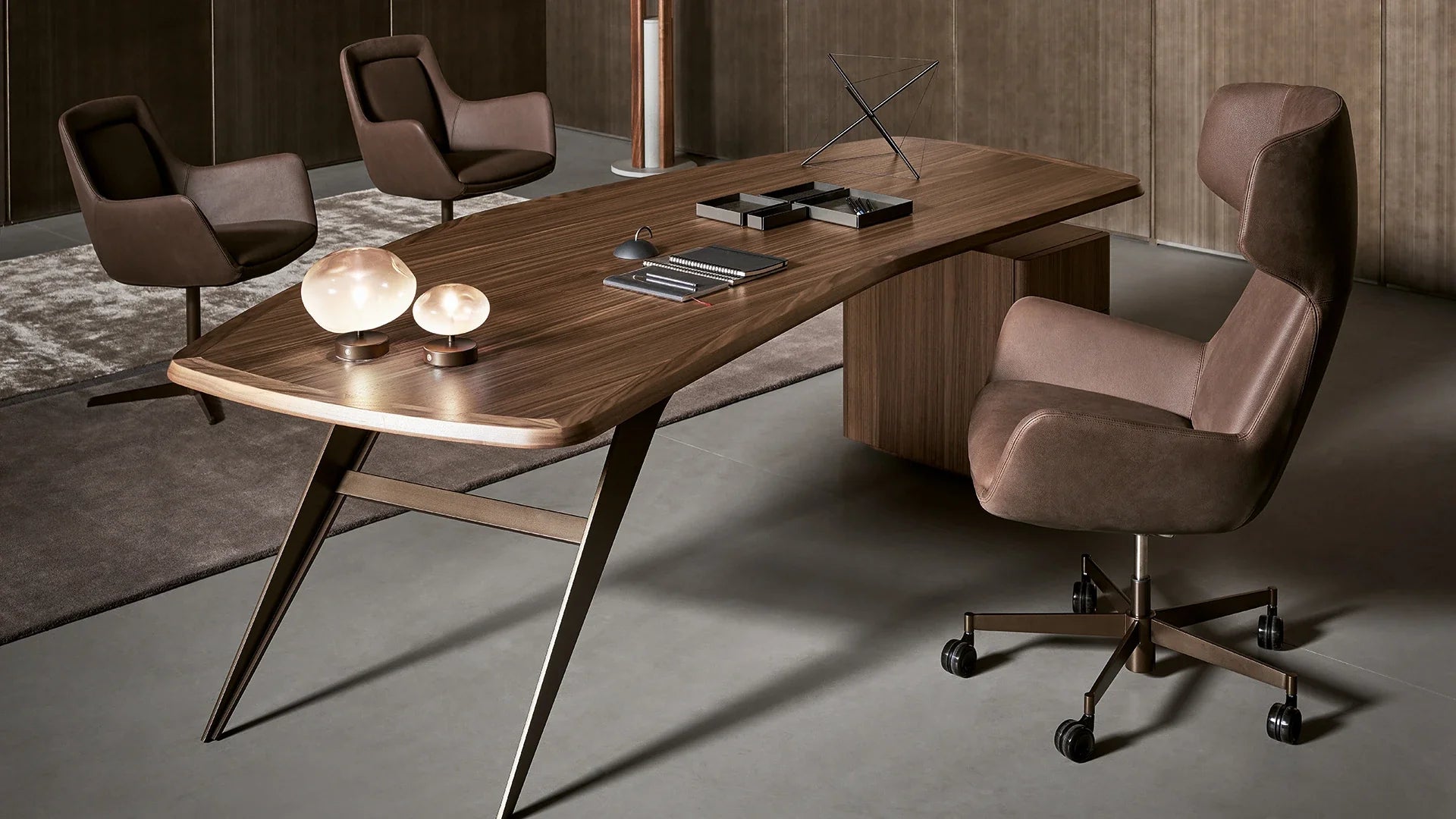 Office: Desk, Chairs & Complements