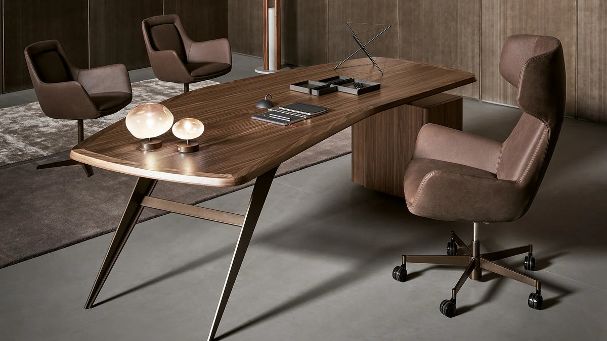 Office: Desk, Chairs & Complements