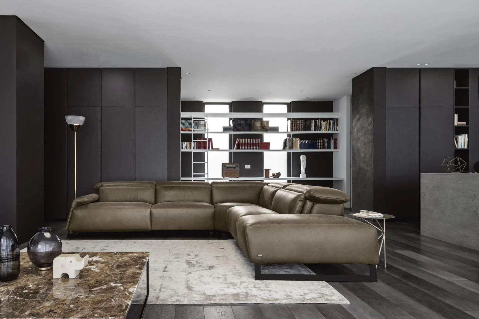Canaletto by Nicoline Italia - Luxurious Italian Leather Sofa