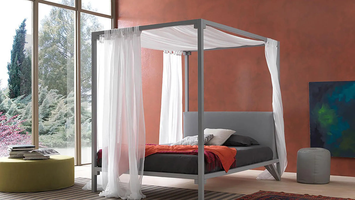 Ceylon Bed by Bolzan