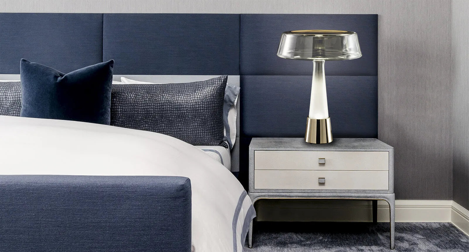 Teco by Italamp - Elegant Shaded Glass Luxury Table Lamp