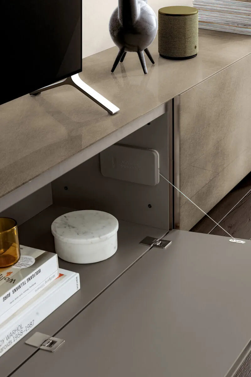 Materia Wall-Mounted Glass TV Unit by LAGO