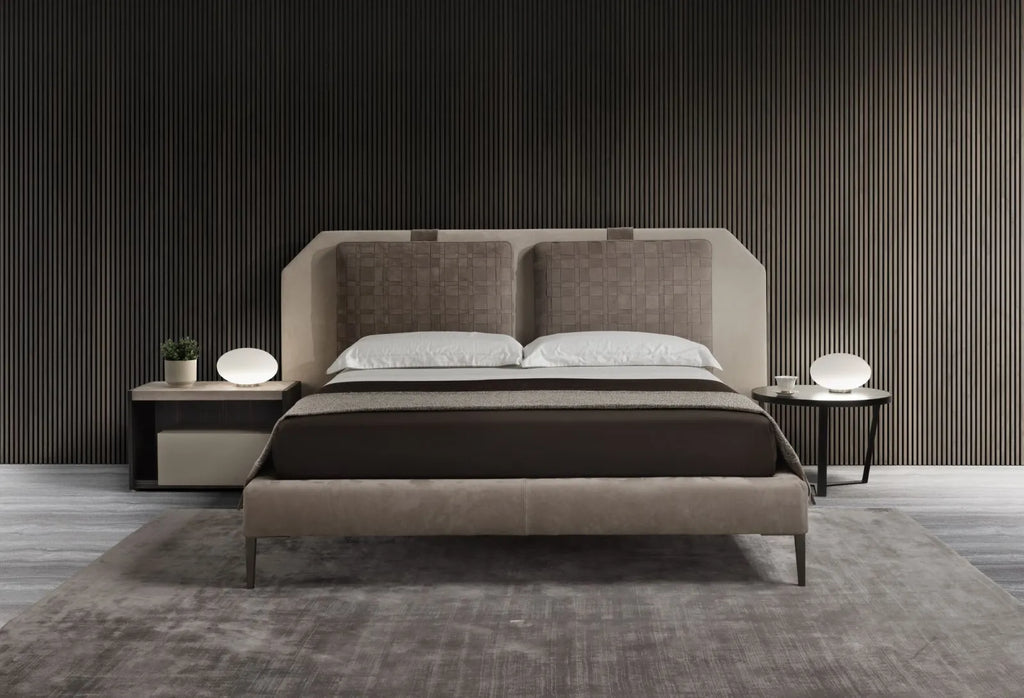 Karl King Bed by Conte Casa