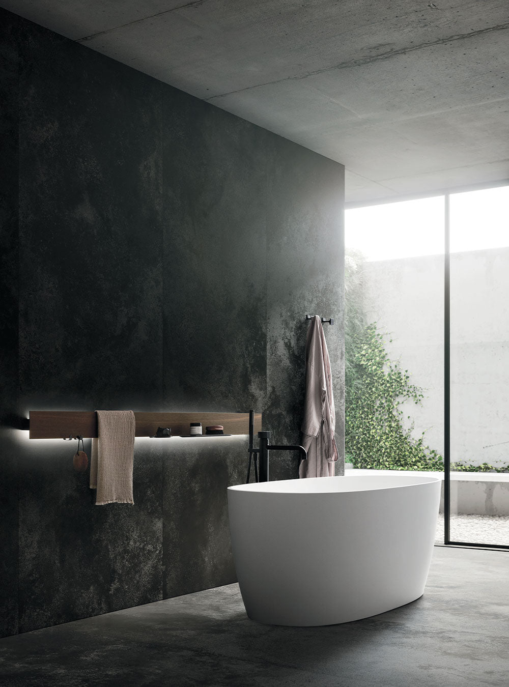 Clio Bathtub by Arbi
