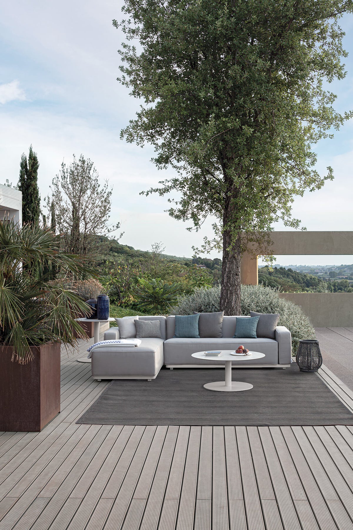 Laguna .25 Modular Sofa Set by Atmosphera Creative Lab