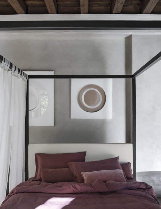 Ceylon Bed by Bolzan