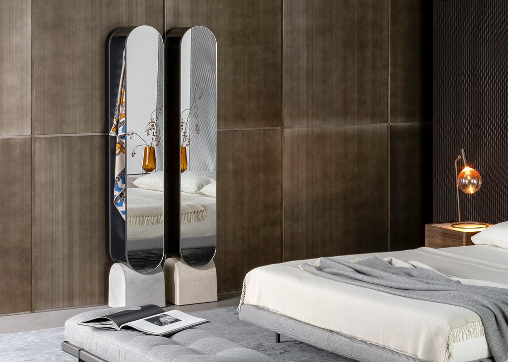 Vague Mirror & Clothes Hanger by Bonaldo