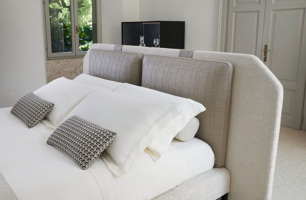 Karl Bed by Conte Casa