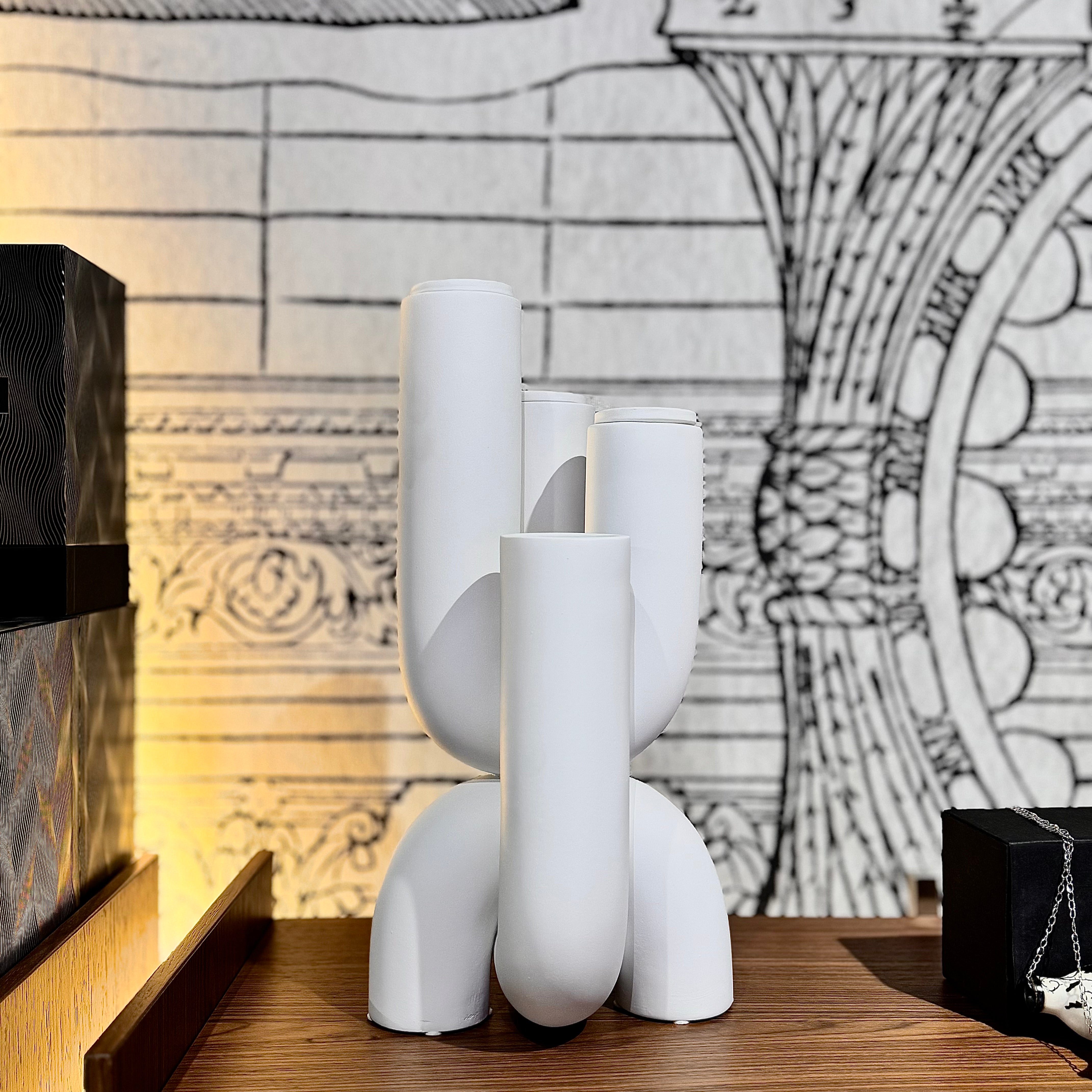 Crecendo Candleholder by Stylenove