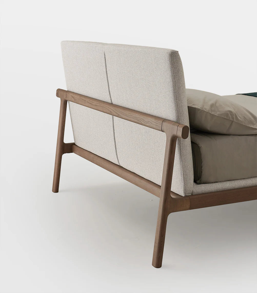 Fushimi Queen Bed by Pianca