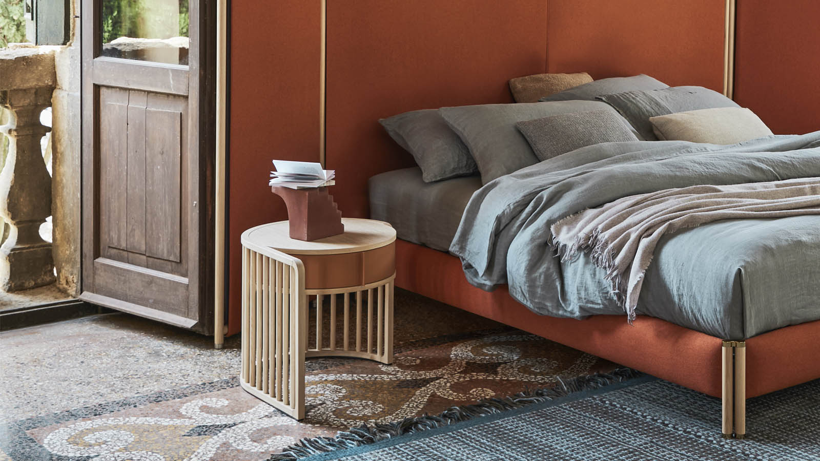 Palu Bedside Table by Pianca