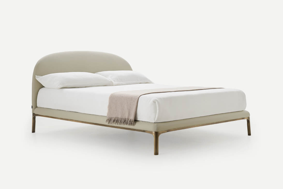 Rada Bed by Pianca