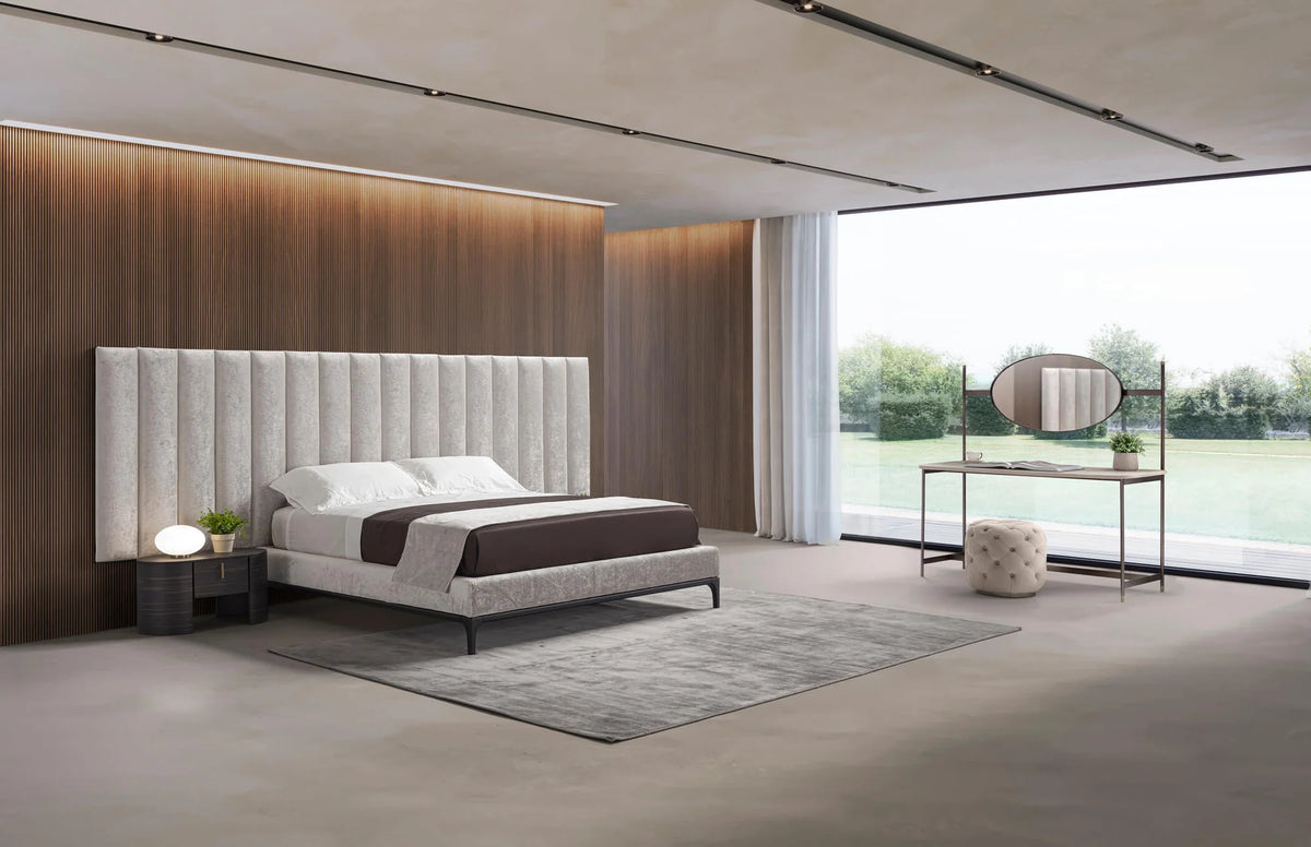 Michelangelo Bed by Conte Casa
