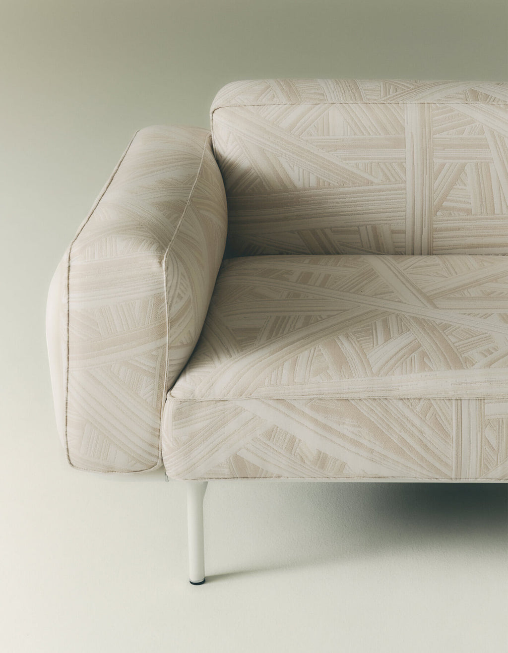 Estendo Outdoor Armchair by RODA