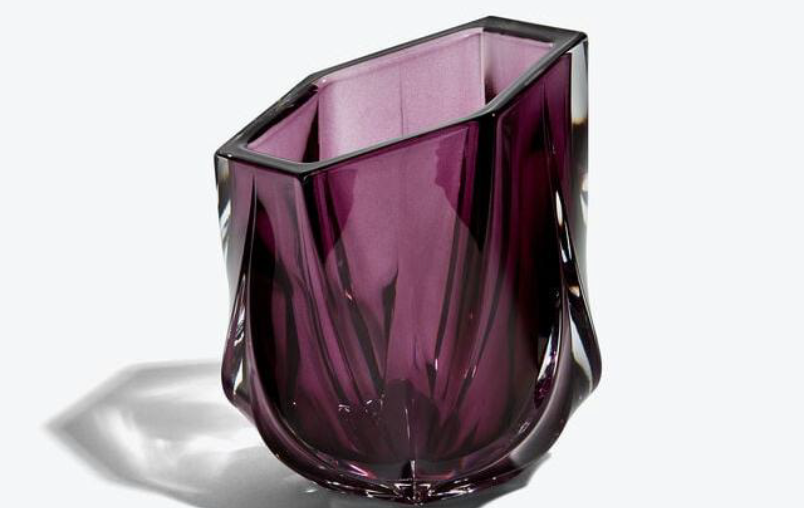 Vessel Tealight Holder by Zaha Hadid