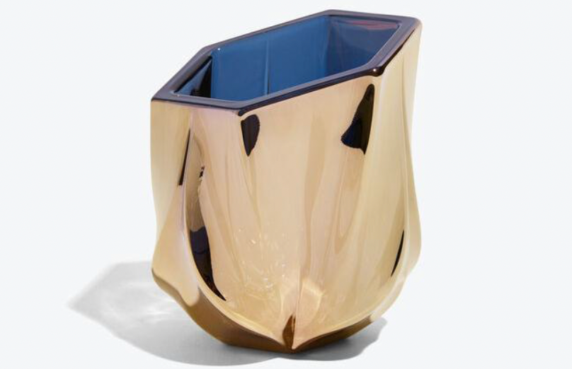Vessel Tealight Holder by Zaha Hadid