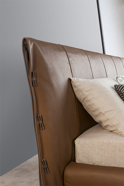 Cuff Bed by Bonaldo