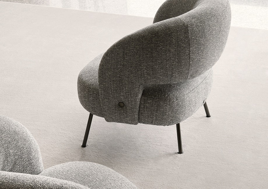 Soufflé Armchair by Nicoline