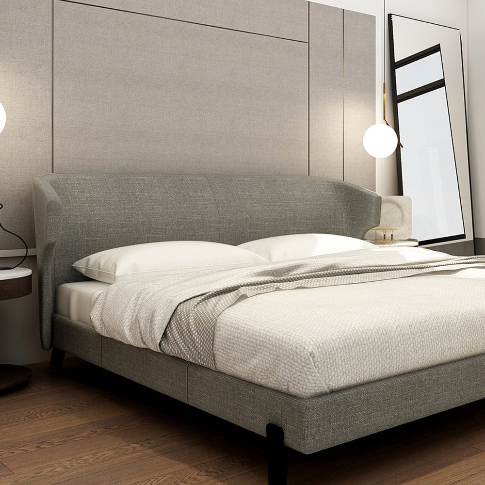 Embrace Bed by Pianca
