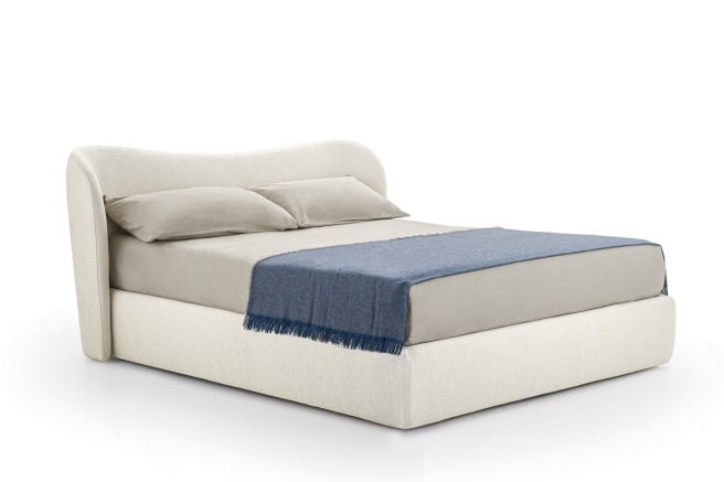 Embrace Bed by Pianca