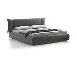 Avedon Bed by Ivano Redaelli