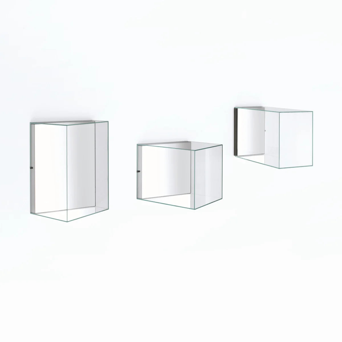 Heigh-Ho Boxes by Glas Italia