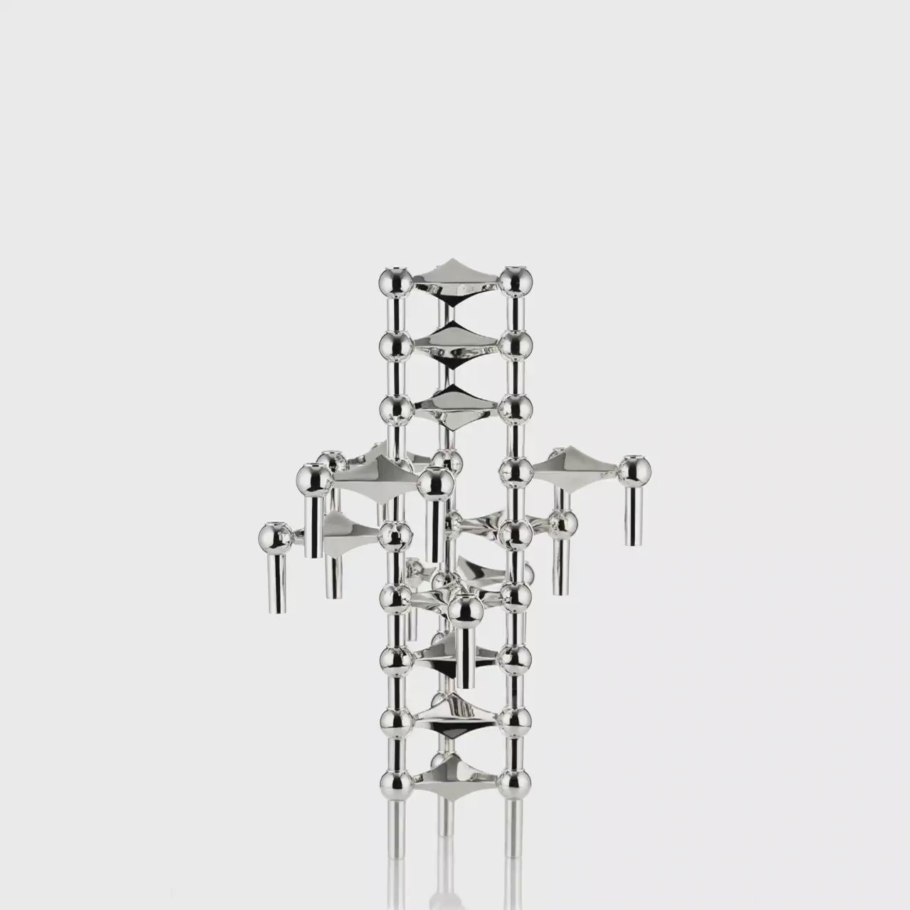 Load video: Nagel Candleholder by Stoff