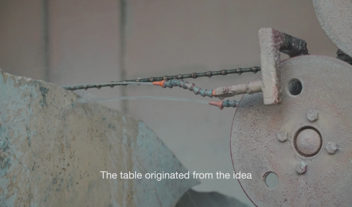 Load video: Angelo M Table by Alinea