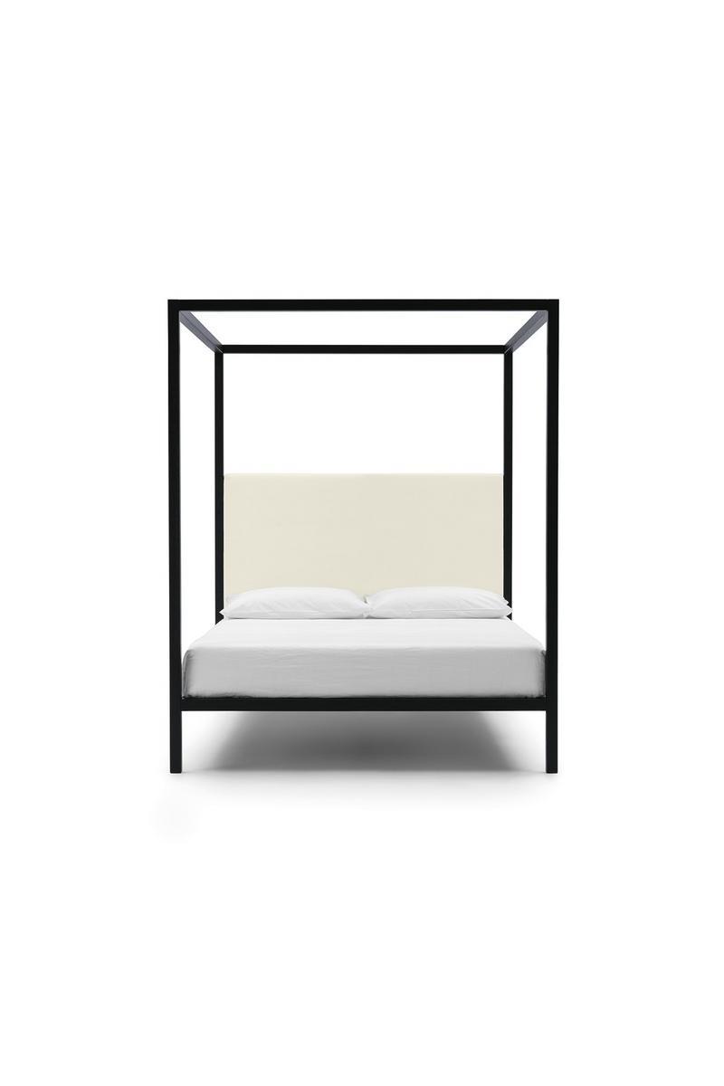 Ceylon Bed by Bolzan